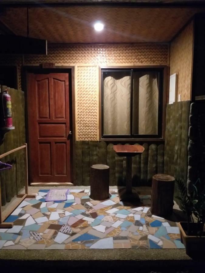 エルニド カリンガ ビーチ リゾート Bed & Breakfast エクステリア 写真